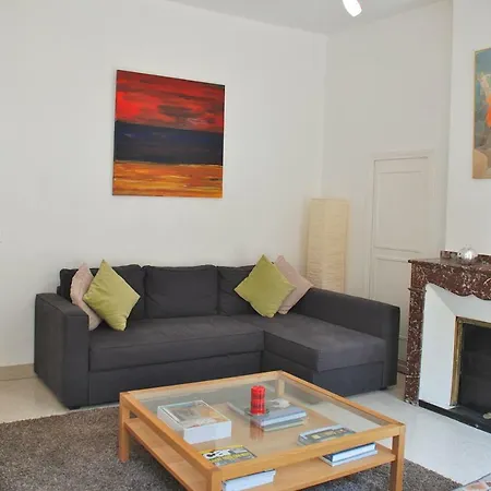 Apartment Carnot